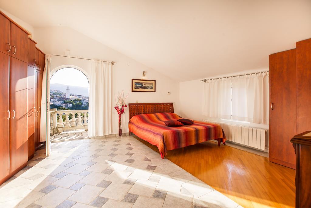 Apartment Zanic Novi Vinodolski Eksteriør billede